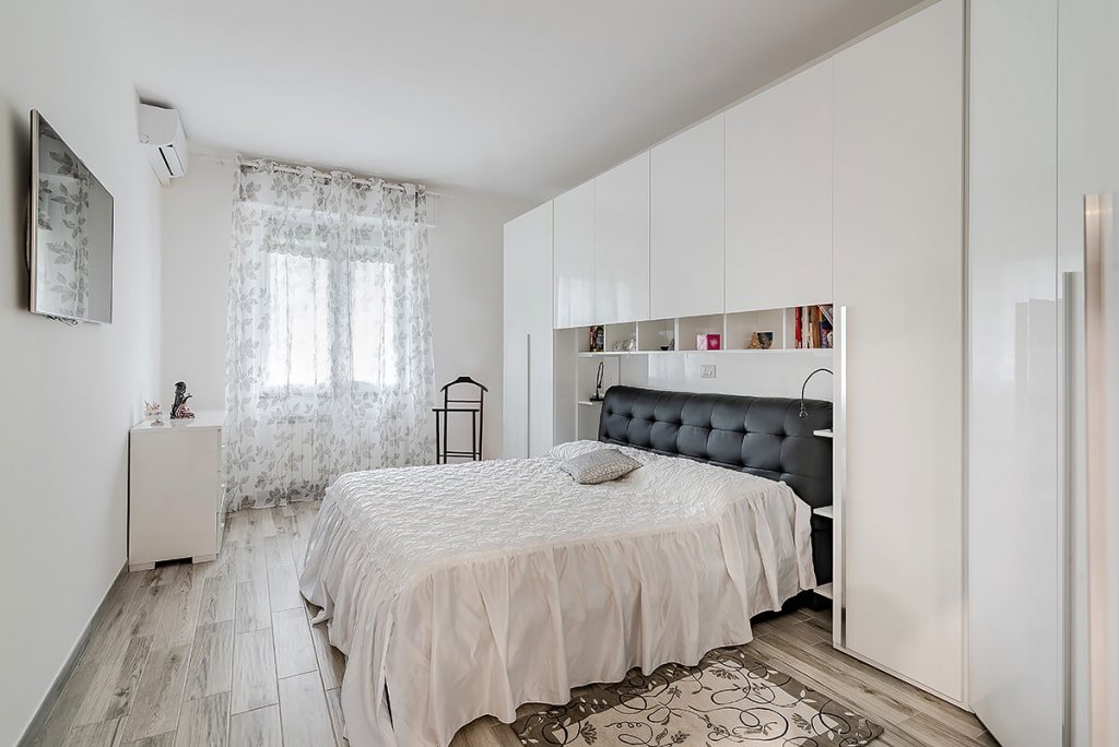 Camera da letto moderna