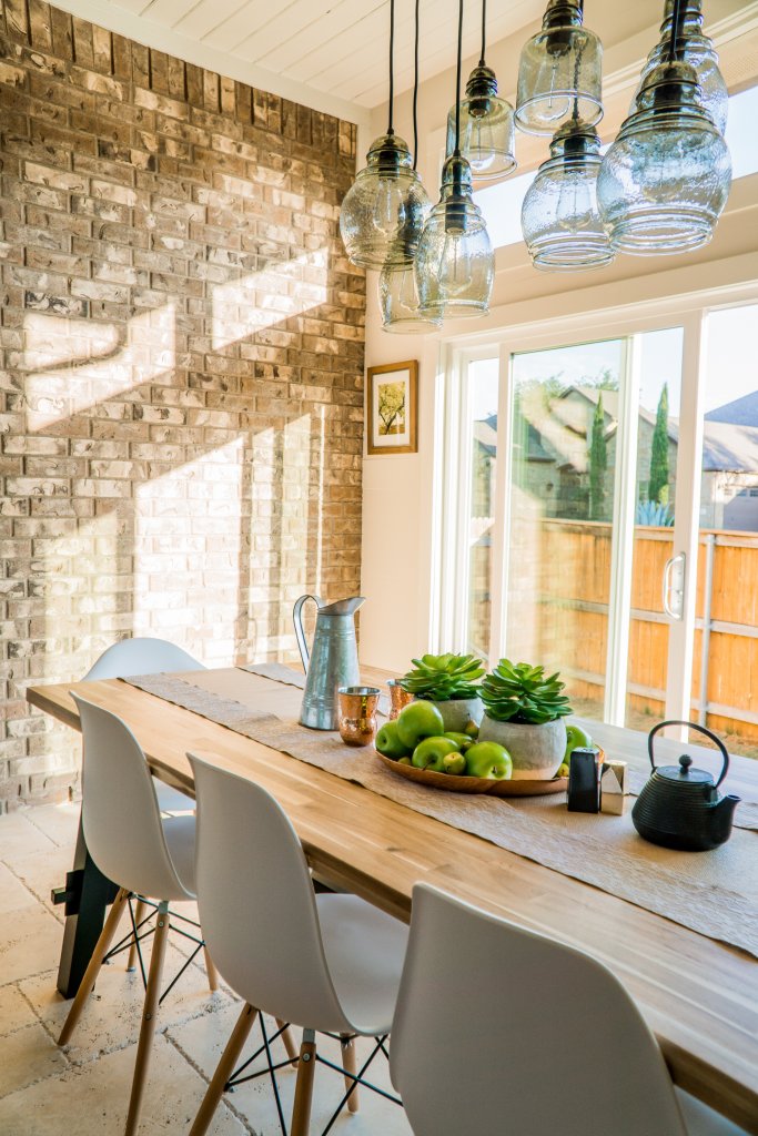 Arredare e decorare casa al mare: i consigli di Paola Marella | Facile Ristrutturare pareti e soffitti casa al mare, illuminazione casa al mare, arredi