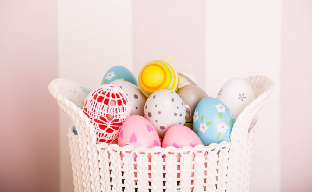 Consigli per la casa (di Pasqua!), stando a casa - pt. 12 | Facile Ristrutturare Uova colorate per Pasqua.