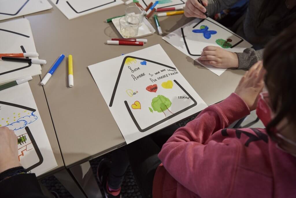 Disegno di case fatte dai bambini